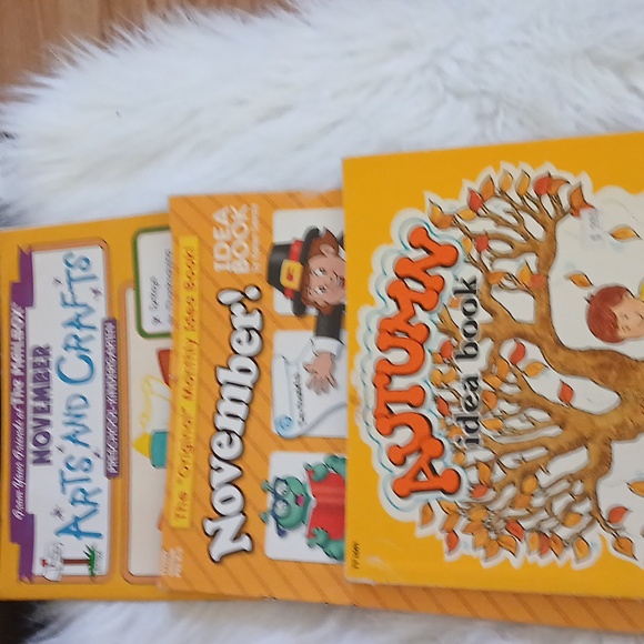 3 Fall Autumn Themed Idea Books Set For Teaching - Picture 13 of 13